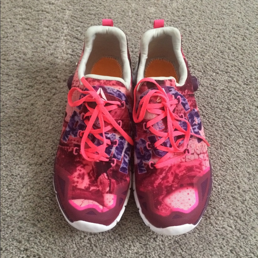 REEBOK ZPUMP SNEAKERS